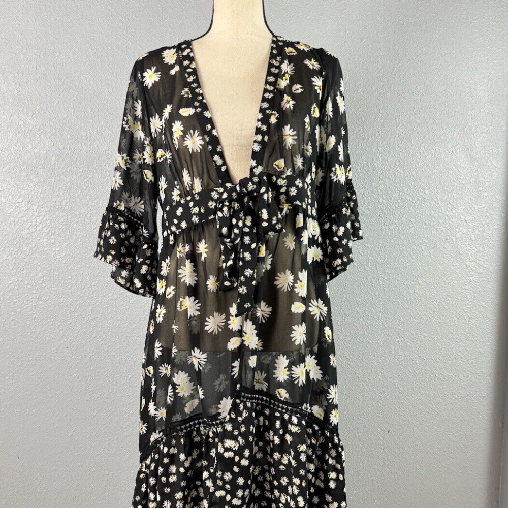 Cabi Daisy Floral Kimono Wrap Dress